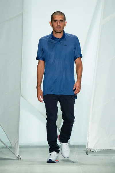 Look 49